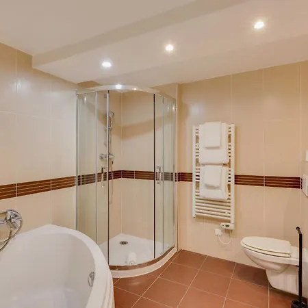 Parisian Duplex 1br-6p - In The Heart Of The Marais *