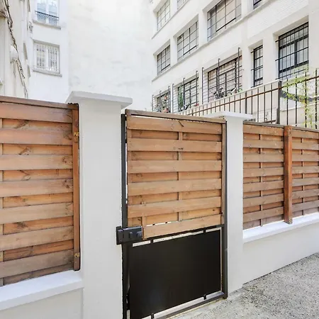 Parisian Duplex 1br-6p - In The Heart Of The Marais Apartment